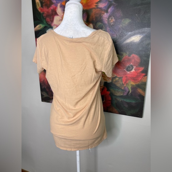 James Perse NWOT Tan Scoop Neck T-shirt Sz 1/S Minimalist Contemporary Chic - Picture 4 of 10